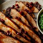 لحم بريسكت بصلصة الرمان مع السخوق الحلو والحار