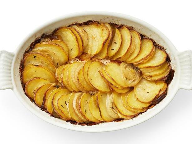 Wie man Kartoffel-Zwiebel-Tian zubereitet