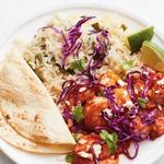 روبيان بصلصة الإنتشلادا مع أرز بوبلانو