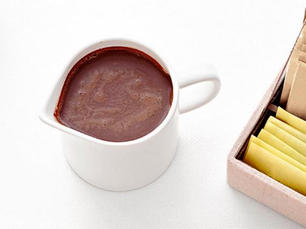 Wie man Schokoladenmilch zubereitet