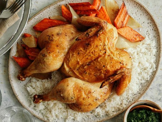 Zubereitung - Ofengebackenes Hähnchen mit Reis und grüner Salsa