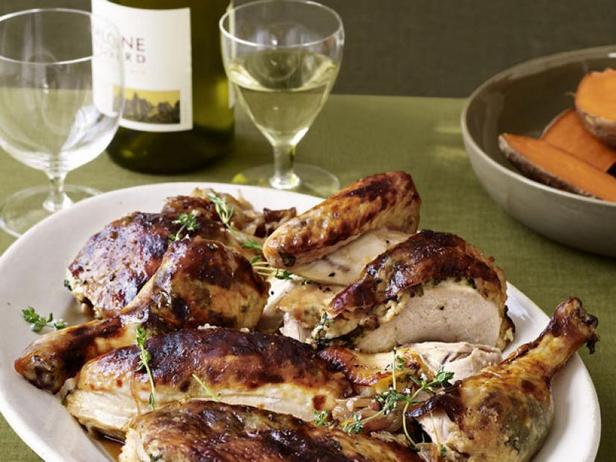 Come preparare il pollo al forno con pane di mais