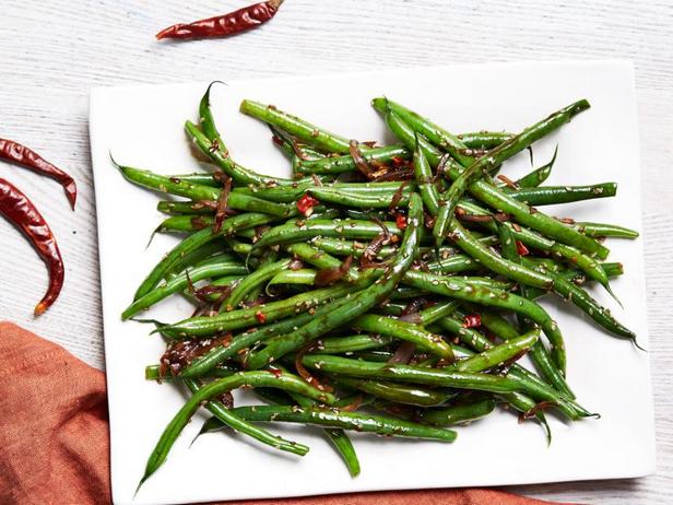 Come preparare - Fagiolini in salsa di soia con semi di sesamo