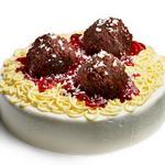 Spaghetti- und Fleischbällchen-Torte
