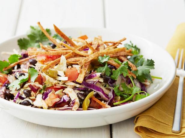 So bereiten Sie einen scharfen Taco-Salat zu