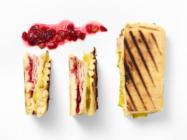 Wie man ein kubanisches Truthahnsandwich zubereitet