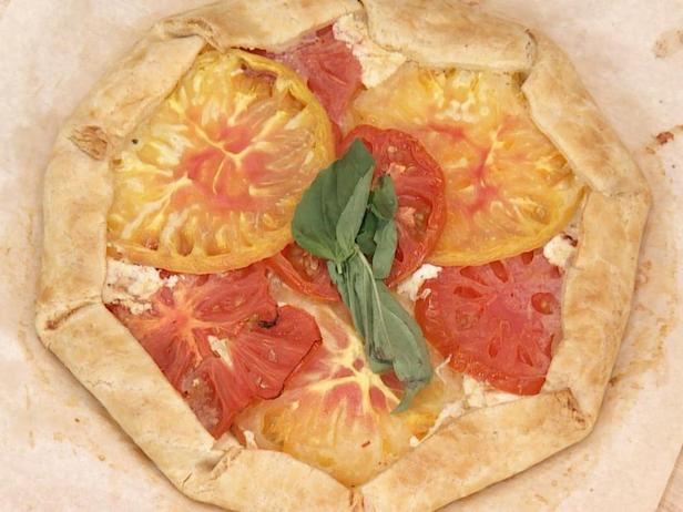 Rezept für eine Tomaten-Mozzarella-Galette