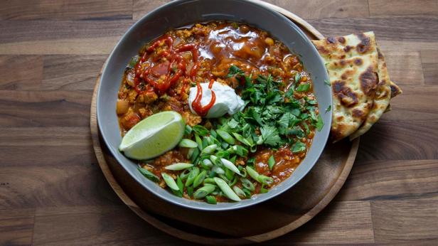 Zubereitung - Chili-Hühnercurry mit Sriracha-Sauce