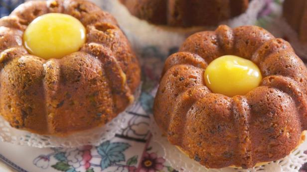 Zubereitung - Pistazien-Mini-Cupcakes mit Zitronencremefüllung