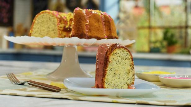 Wie man Zitronen-Mohnkuchen zubereitet