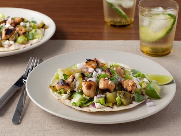 Zubereitung - Gegrillte Hähnchen-Tacos mit Salat