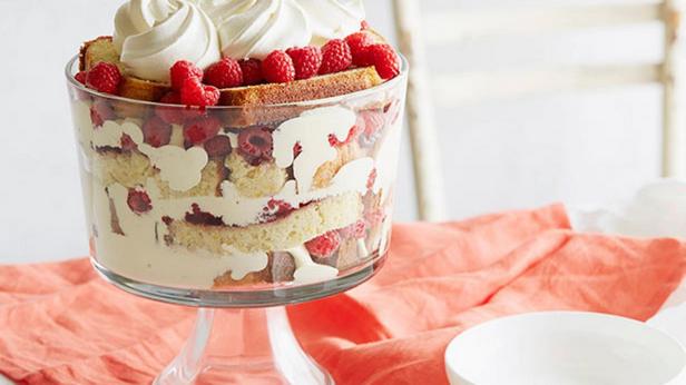 Wie man Himbeer-Orangen-Trifle zubereitet