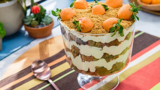 طريقة عمل كعكة الجزر تريفل