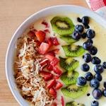 وعاء سموثي الأناناس