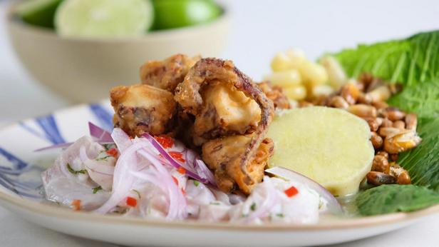Wie man Ceviche Carretillero zubereitet