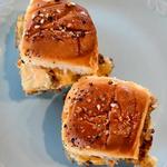 برجر بالجبنة الصغيرة