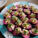 Gefüllte Eier mit Rote-Bete-Marinade