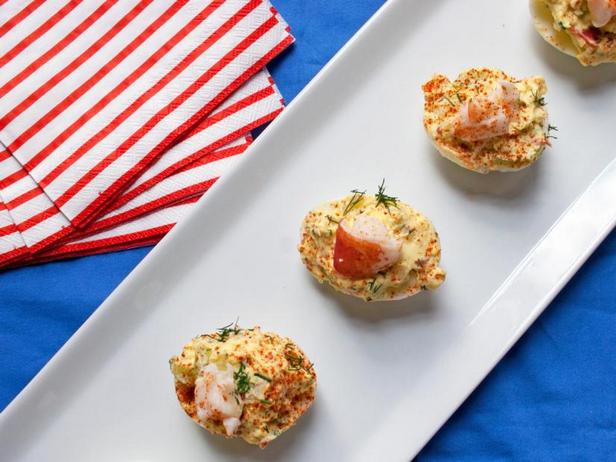 İstakozlu Yumurta Salatası Nasıl Yapılır?