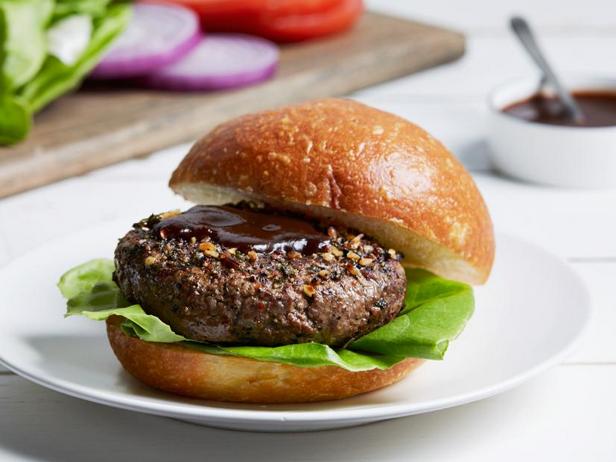 Steakhouse Burger Nasıl Yapılır?