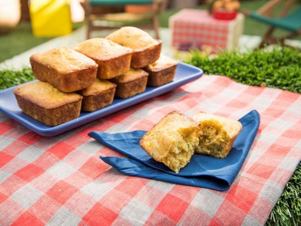 Rezept für Pfirsich-Jalapeño-Maisbrot