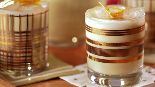 Wie man Orangen-Coquito zubereitet