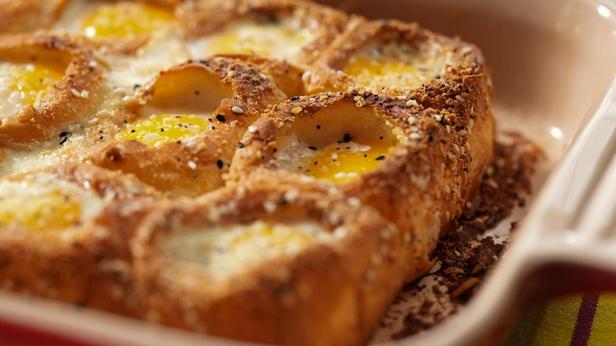 Zubereitung - Brötchenauflauf mit Speck, Ei und Käse