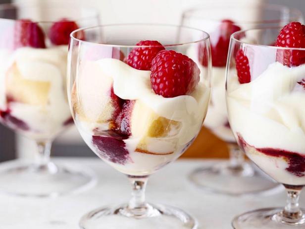 Zubereitung - Himbeer-Trifle in Rumsauce