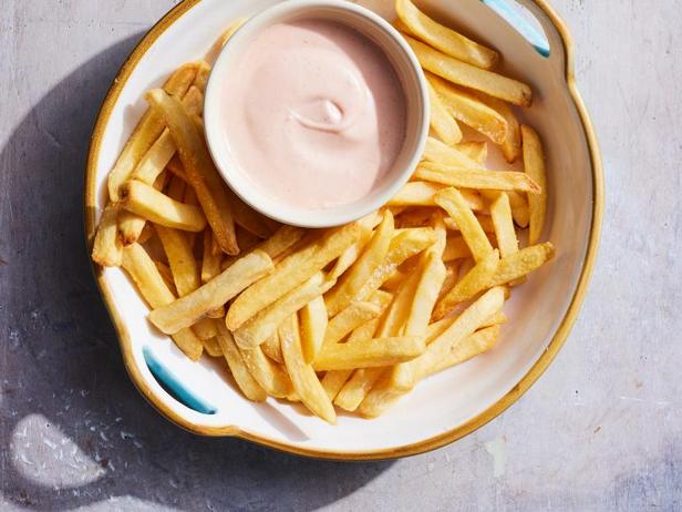 So macht man Frittiersauce