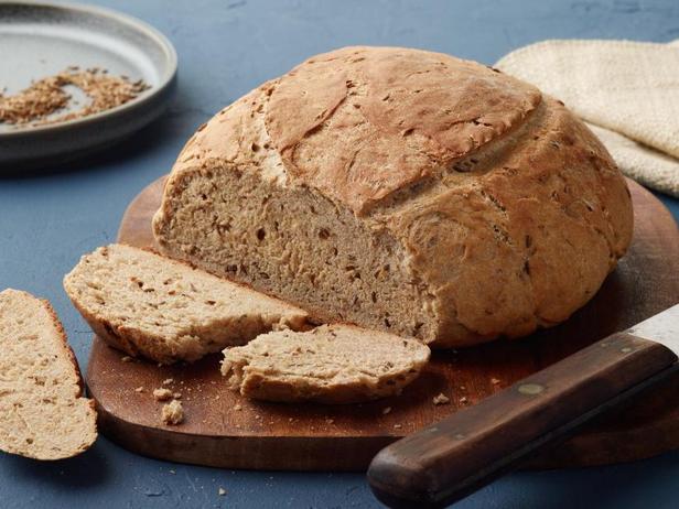 So backt man das beste Roggenbrot