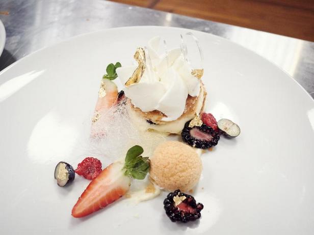 Wie man eine Saint-Honoré-Torte backt