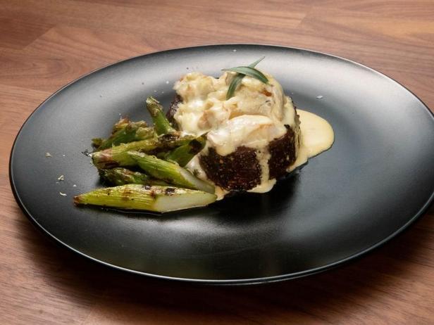 Zubereitung - Oscar-Steak mit Steinkrabbe und schneller Béarnaise-Sauce