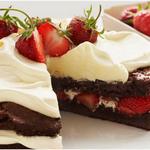 Erdbeer-Brownie-Shortcake