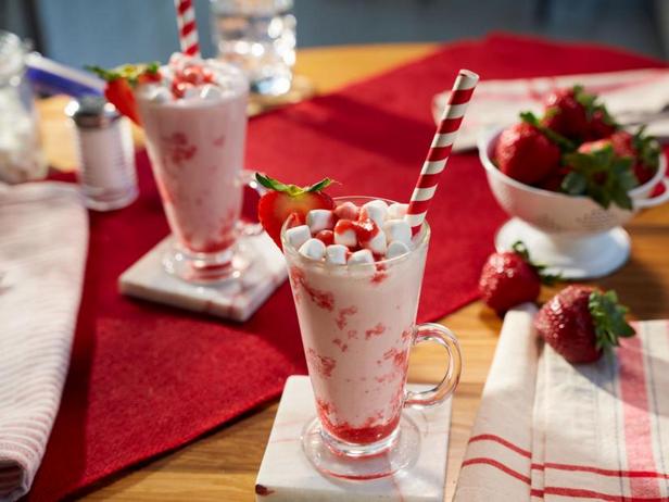 Zubereitung - Erdbeermilchshake mit Joghurt-Eis