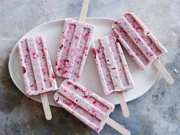Come preparare un gelato alla fragola e semi di chia per colazione