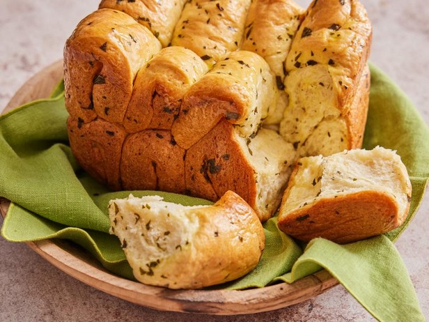 Zupfbrötchen aus dem Brotbackautomaten