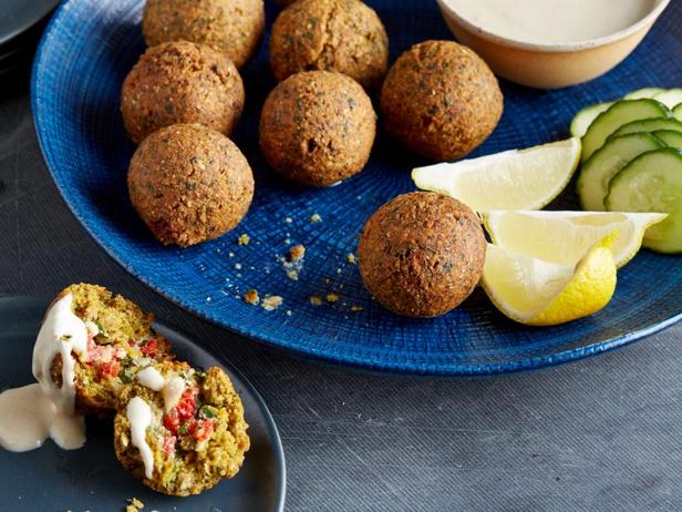 Zubereitung - Falafel mit Paprika-Feta-Füllung