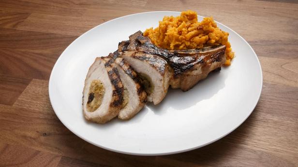Zubereitung - Gefüllte Schweinekoteletts aus dem Ofen
