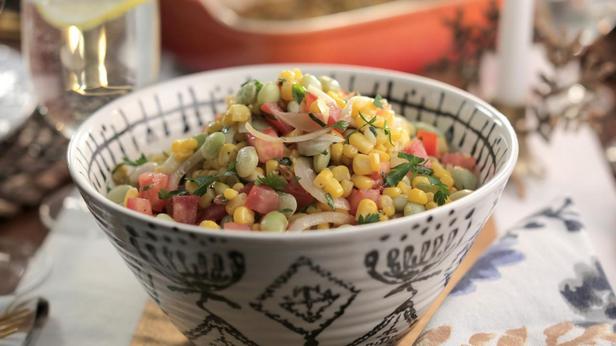 Πώς να φτιάξετε ζεστή σαλάτα Succotash