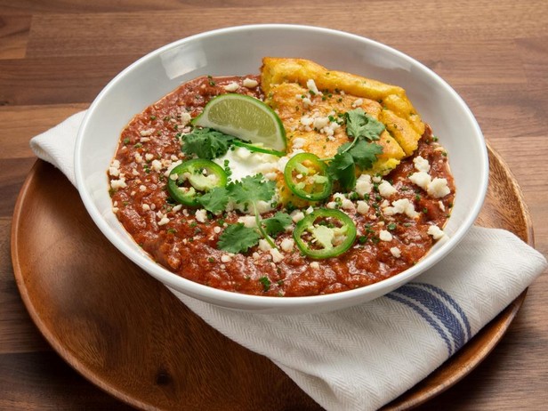 Hirsch-Chili mit Maisbrot