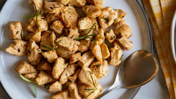 Zubereitung – Ofengebackenes Hähnchen mit Knoblauch, Rosmarin und Zitrone