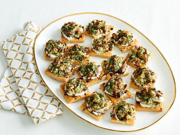 Come preparare i cracker di pasta sfoglia speziata ai ceci