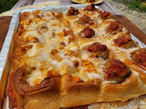 طريقة عمل لفائف الجبن السهلة في صينية واحدة