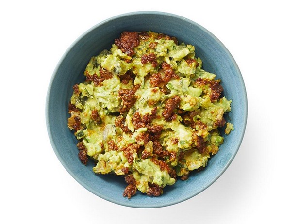 Guacamole mit Chorizo