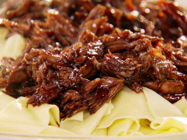 Rezeptanleitung – Pasta mit geschmortem Lamm