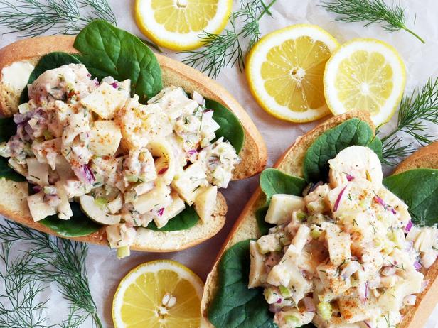 Zubereitung - Kochbananen-Tostones mit karibischem Hummer und Palmenherzensalat