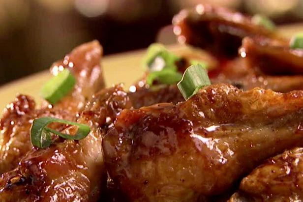 Zubereitung - Süß-scharfe, klebrige Chicken Wings