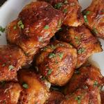 Hähnchenschenkel in süß-scharfer Barbecue-Sauce