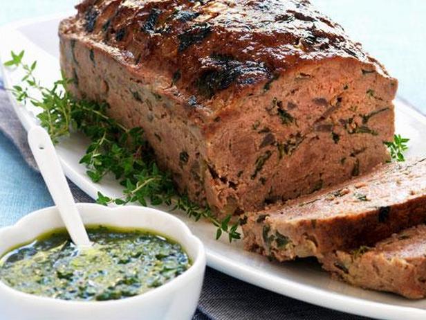 Wie man Estragon-Hackbraten zubereitet