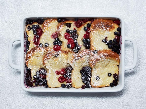 Gebackener French Toast mit Beeren