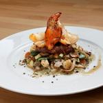 Surf and Turf mit warmem Pilzsalat